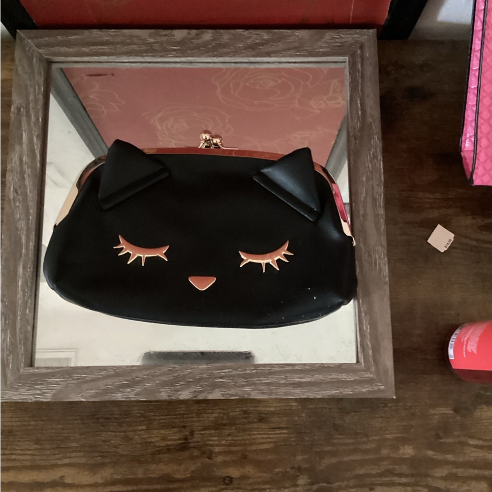 Black Cat Face Clutch